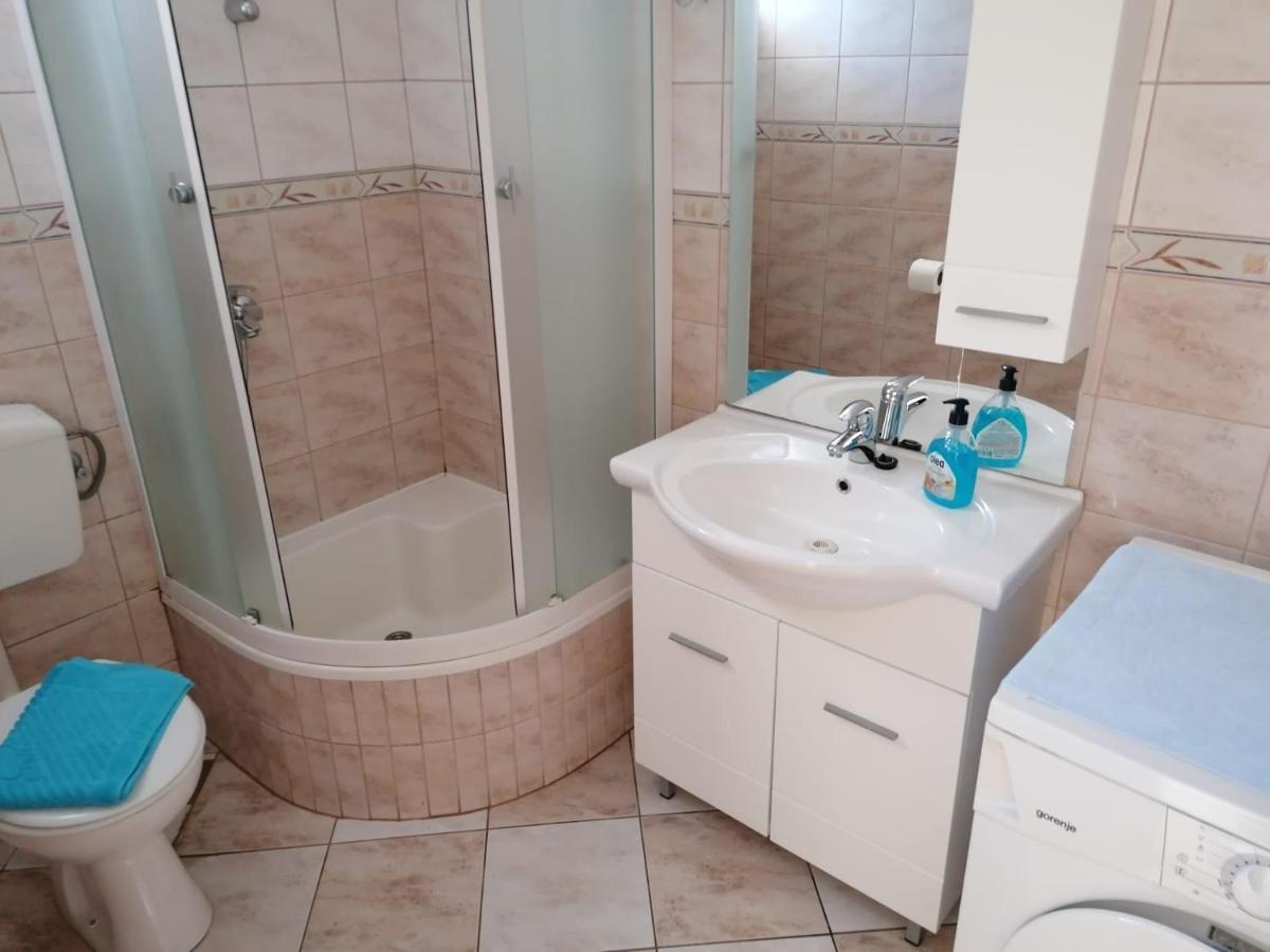 Apartments Piko2 Jelsa  Ngoại thất bức ảnh