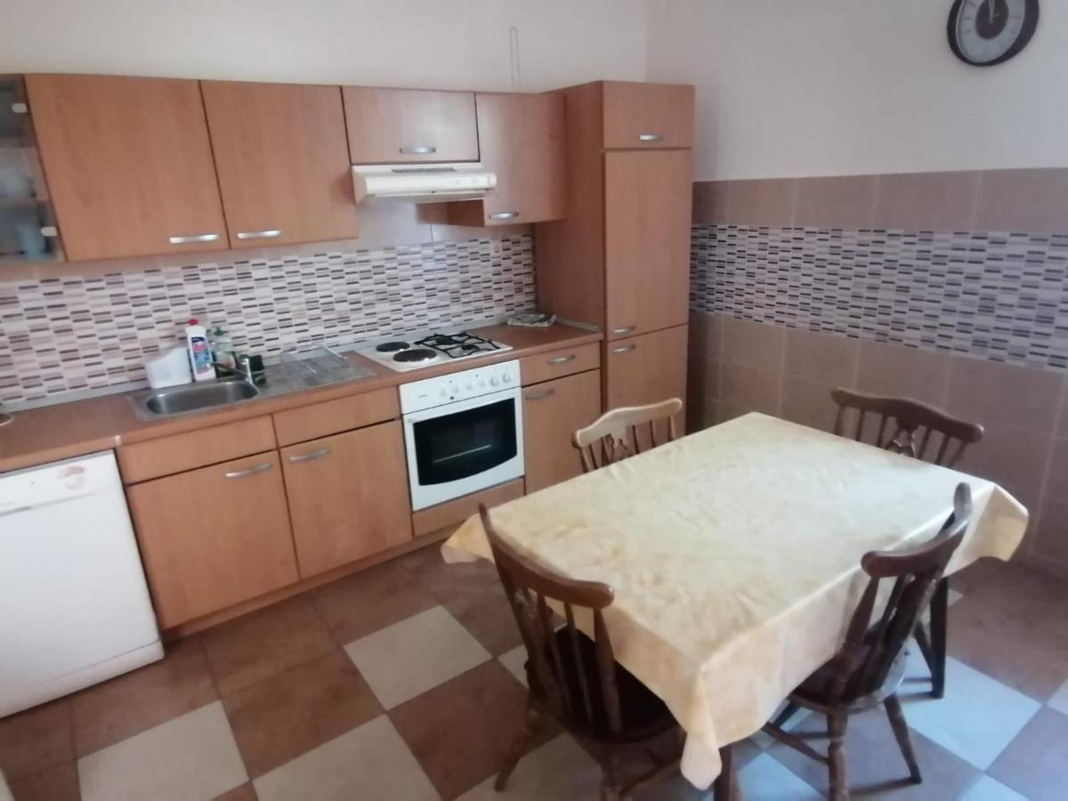 Apartments Piko2 Jelsa  Ngoại thất bức ảnh