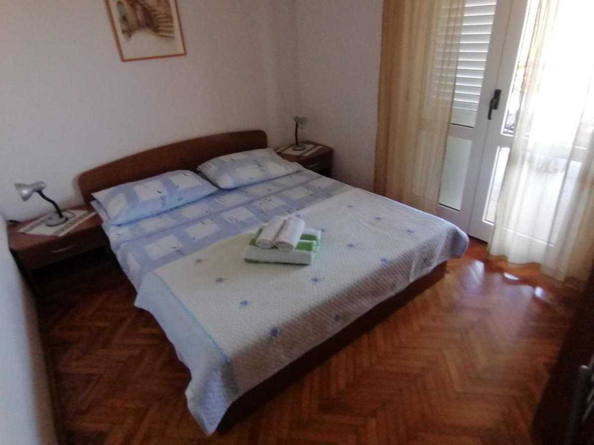 Apartments Piko2 Jelsa  Ngoại thất bức ảnh