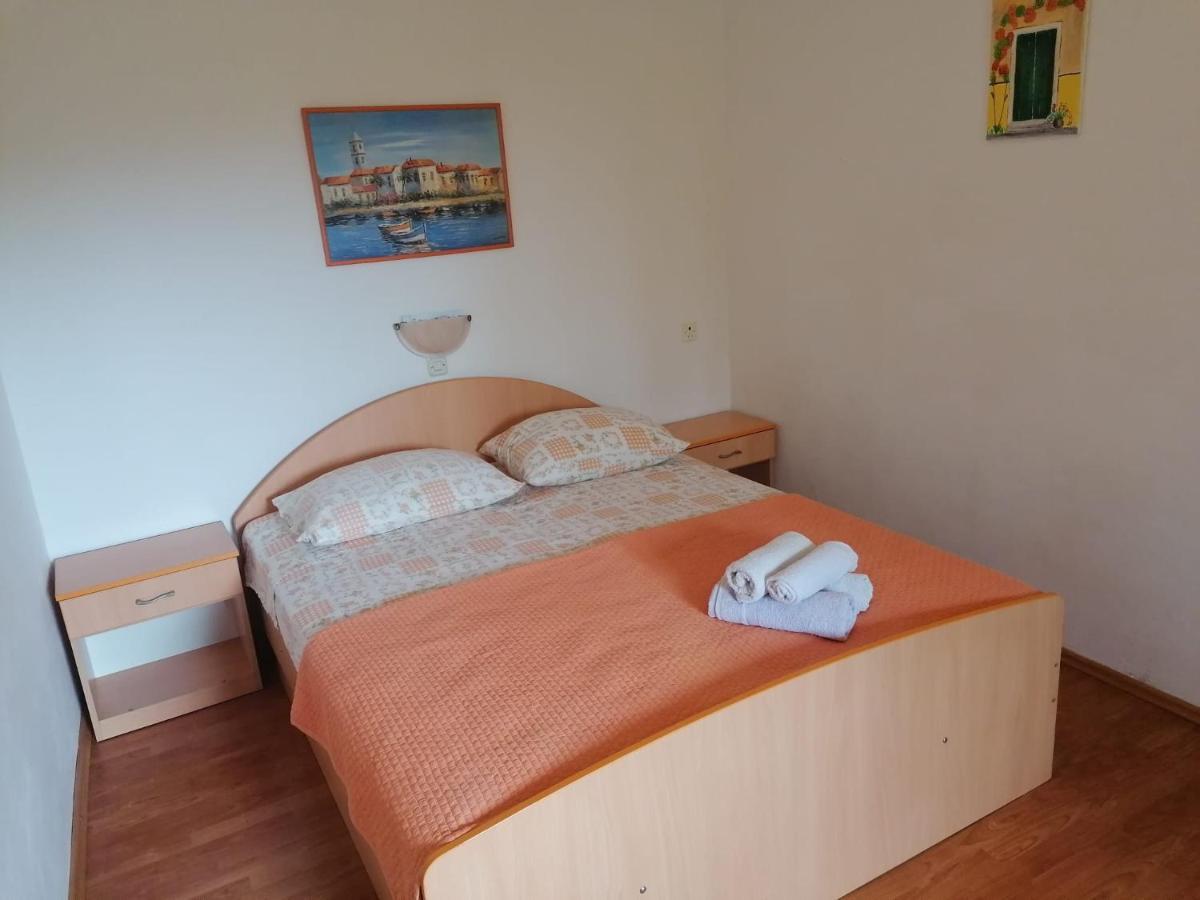 Apartments Piko2 Jelsa  Ngoại thất bức ảnh