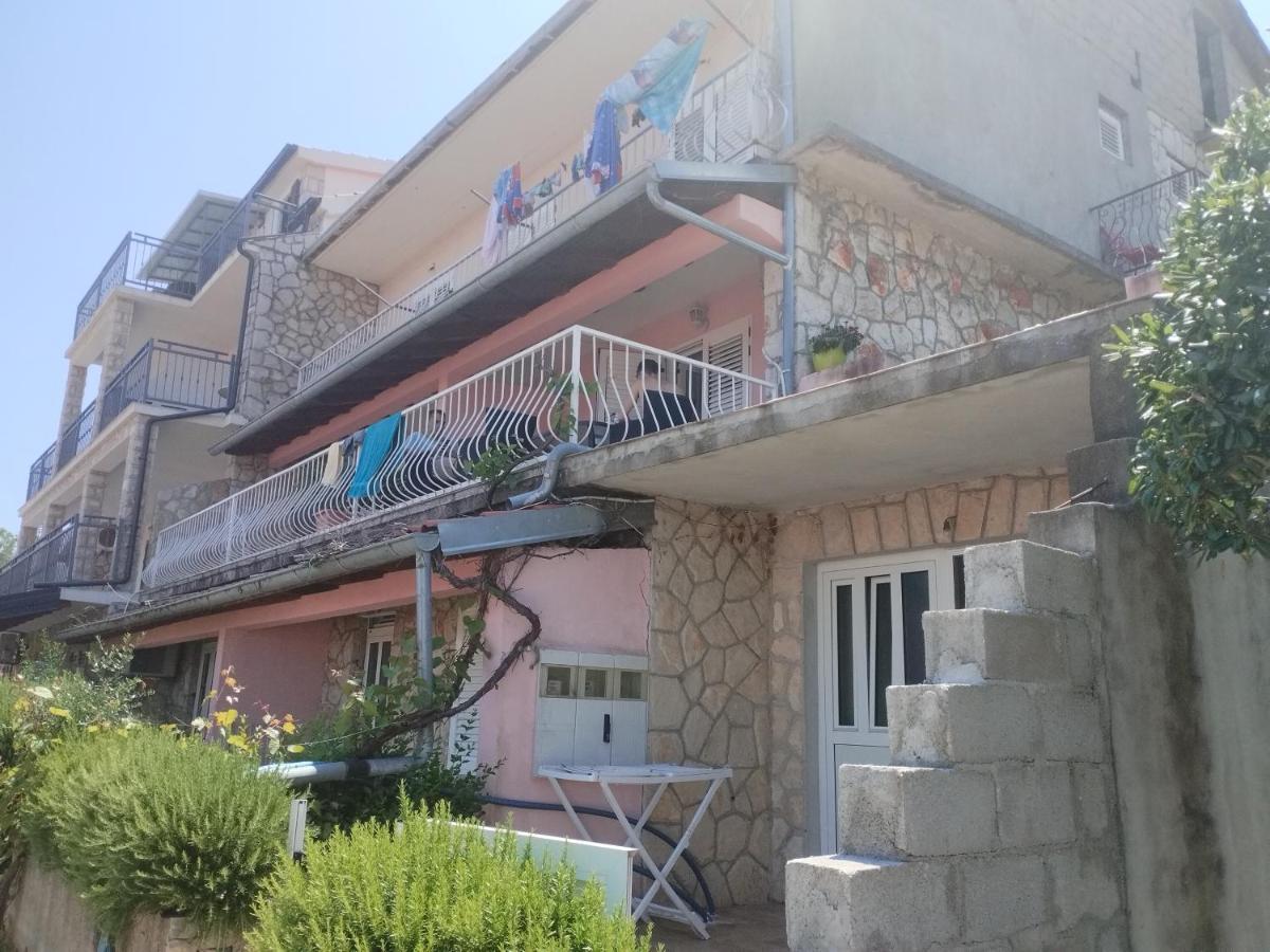 Apartments Piko2 Jelsa  Ngoại thất bức ảnh